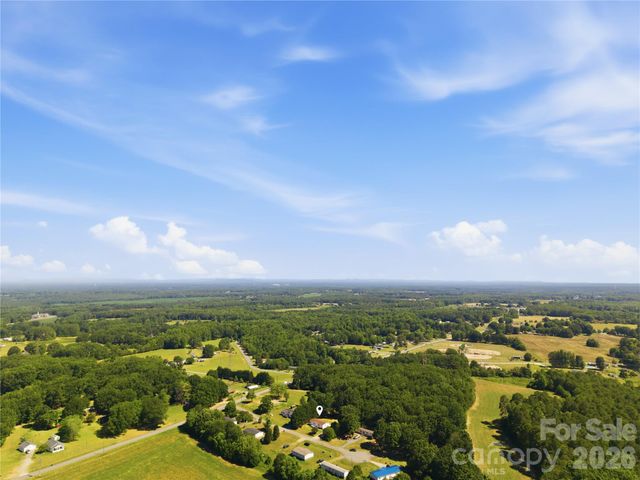 3940 Teaberry Lane, Newton, NC 28658