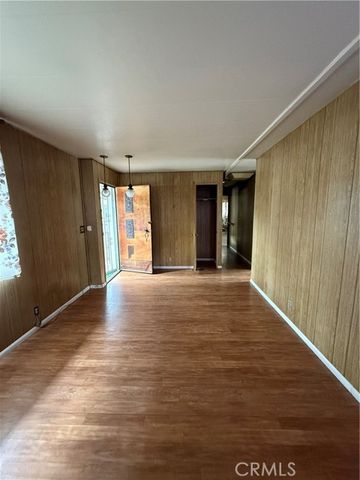 12147 Lakeland Rd 32, Santa Fe Springs, CA 90670