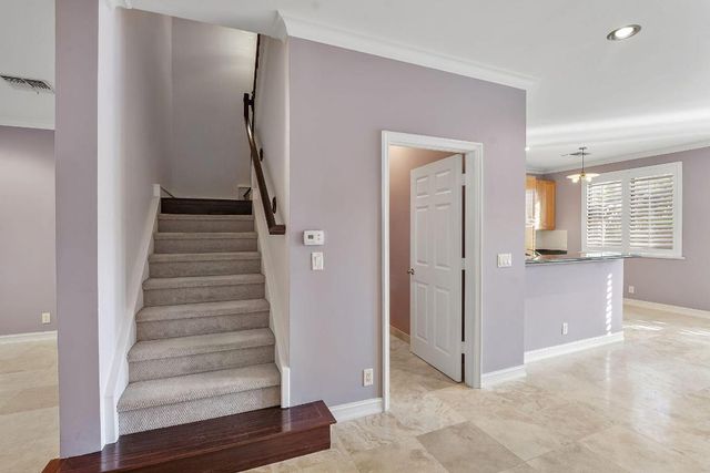 615 Via Villagio, Hypoluxo, FL 33462