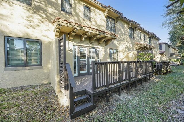 615 Via Villagio, Hypoluxo, FL 33462