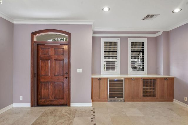 615 Via Villagio, Hypoluxo, FL 33462