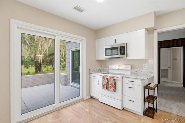 2820 S Circle Drive, Inverness, FL 34450