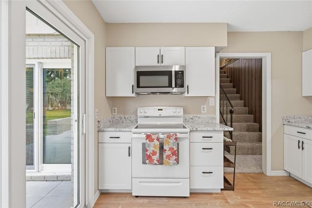 2820 S Circle Drive, Inverness, FL 34450