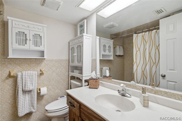 2820 S Circle Drive, Inverness, FL 34450