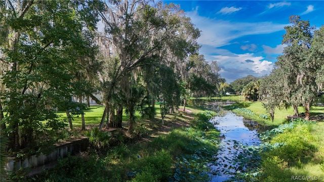 2820 S Circle Drive, Inverness, FL 34450