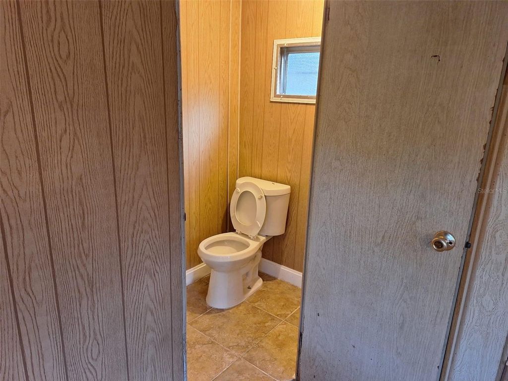 Image 14 of property listing at Address unavailable.