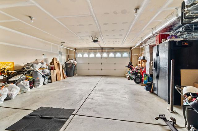 713 Golden Hills Dr, Cheney, WA 99004