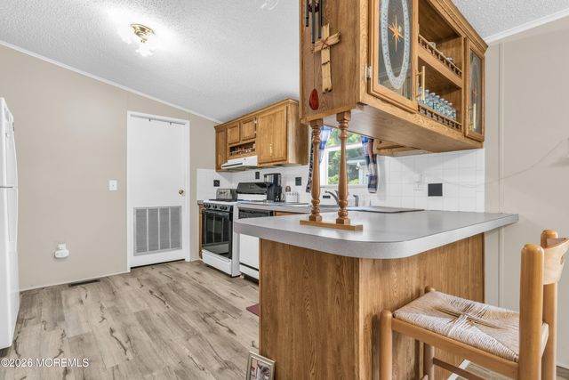 1991 Route 37 192, Toms River, NJ 08757