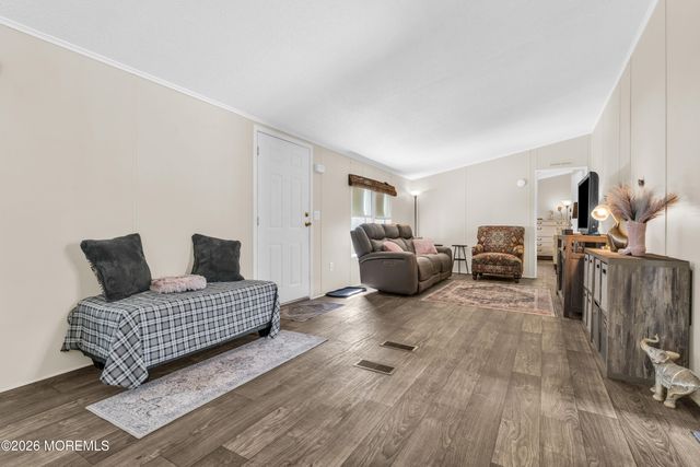 1991 Route 37 192, Toms River, NJ 08757