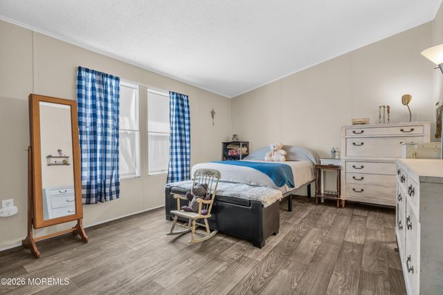 1991 Route 37 192, Toms River, NJ 08757