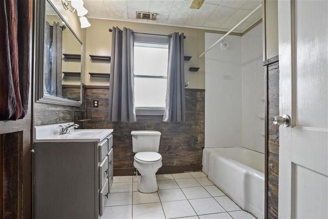 3470 Mark Rd, Lake Charles, LA 70605