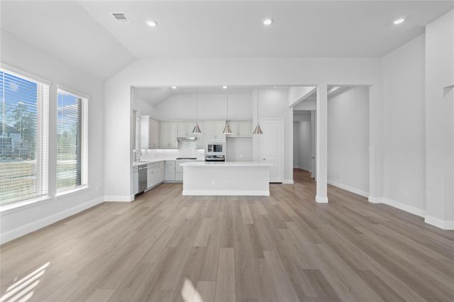 630 Running Iron Lane, Magnolia, TX 77354