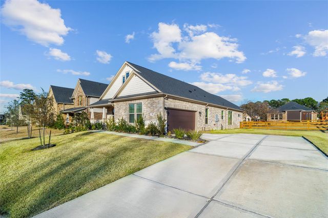 630 Running Iron Lane, Magnolia, TX 77354