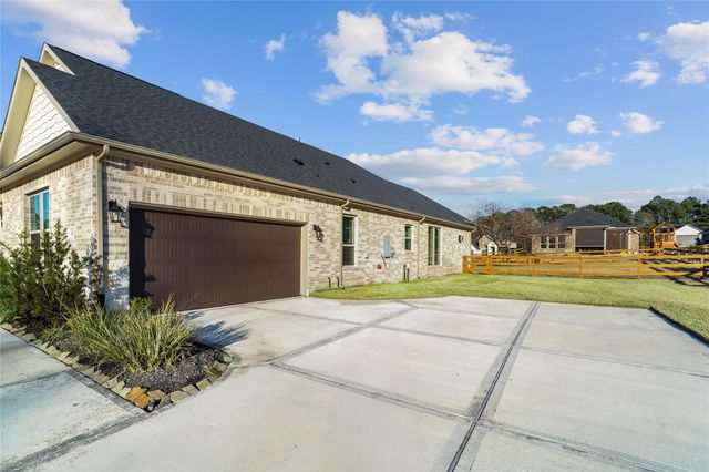 630 Running Iron Lane, Magnolia, TX 77354