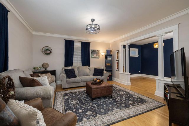 527 15th STREET S, La Crosse, WI 54601