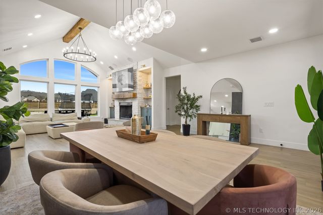 456 Tuscan Road E, Ardmore, OK 73401