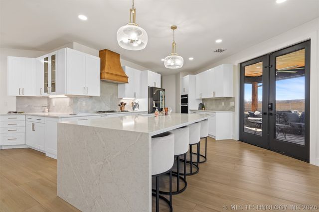 456 Tuscan Road E, Ardmore, OK 73401