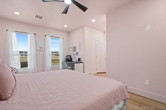 456 Tuscan Road E, Ardmore, OK 73401