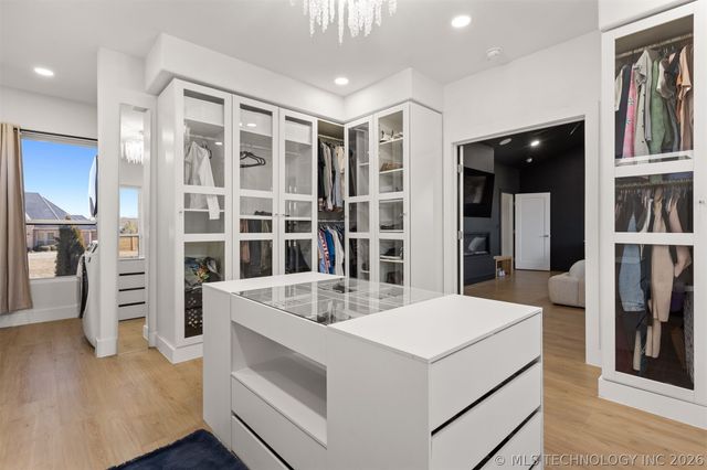 456 Tuscan Road E, Ardmore, OK 73401