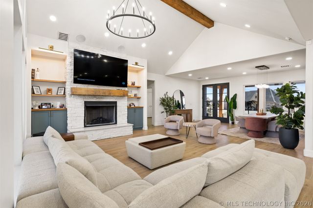 456 Tuscan Road E, Ardmore, OK 73401