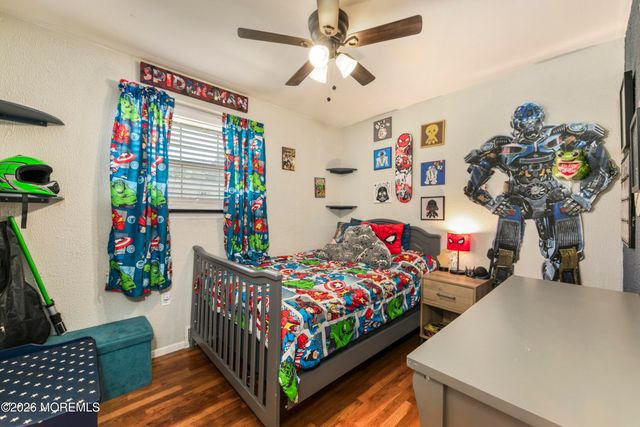41 Goldweber Avenue, Jackson, NJ 08527
