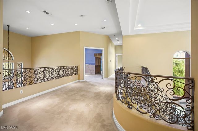 1008 Trophy Hills Drive, Las Vegas, NV 89134