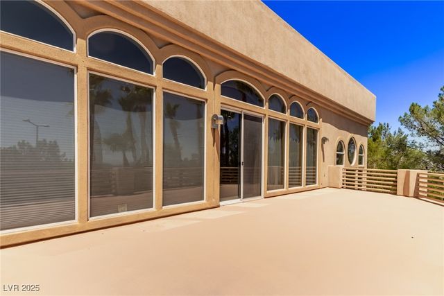 1008 Trophy Hills Drive, Las Vegas, NV 89134