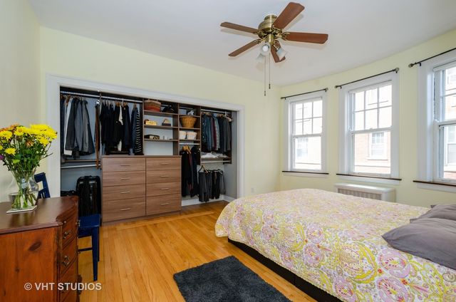 734 Hinman Avenue 1, Evanston, IL 60202