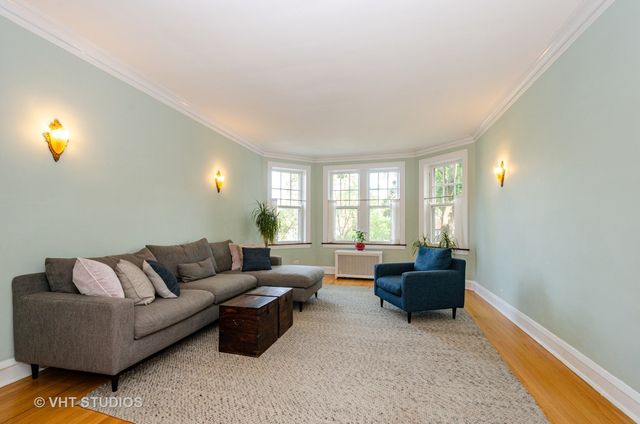 734 Hinman Avenue 1, Evanston, IL 60202