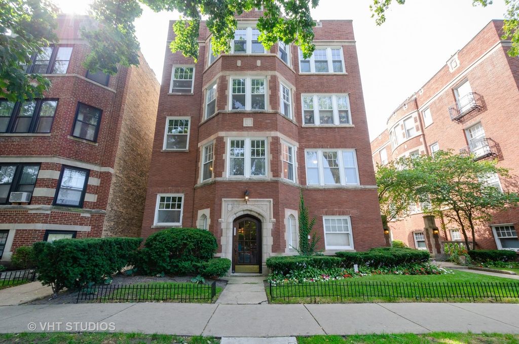 734 Hinman Avenue 1, Evanston, IL 60202