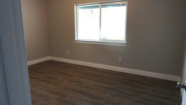 5218 Lyptus Lane, Klamath Falls, OR 97601