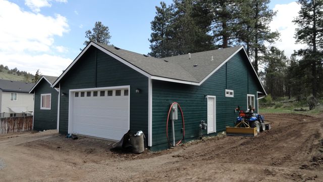 5218 Lyptus Lane, Klamath Falls, OR 97601