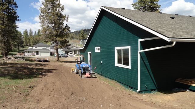 5218 Lyptus Lane, Klamath Falls, OR 97601