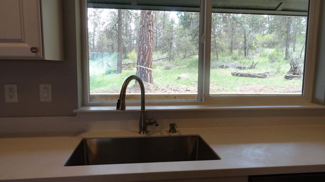 5218 Lyptus Lane, Klamath Falls, OR 97601