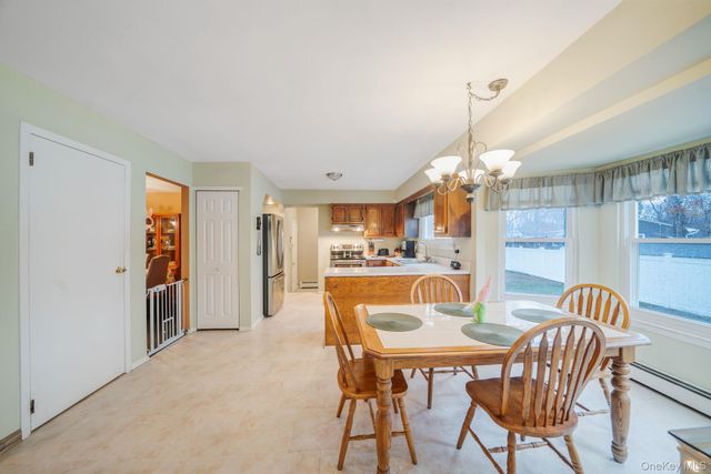 427 Bicycle Path, Port Jefferson, NY 11776