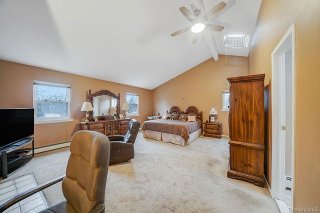 427 Bicycle Path, Port Jefferson, NY 11776