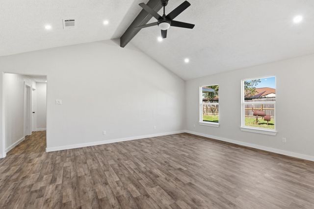 7610 Breda Drive, Baytown, TX 77521