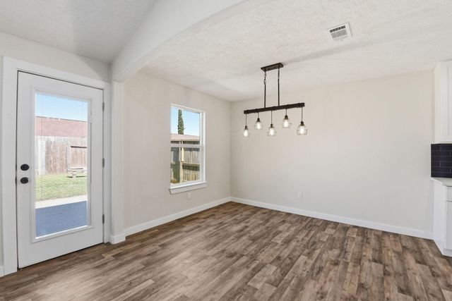 7610 Breda Drive, Baytown, TX 77521