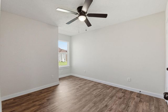 7610 Breda Drive, Baytown, TX 77521