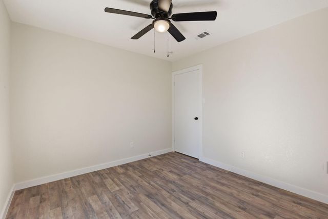 7610 Breda Drive, Baytown, TX 77521