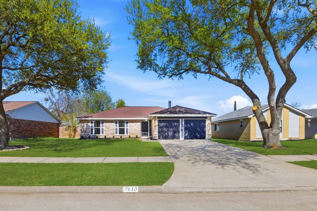 7610 Breda Drive, Baytown, TX 77521