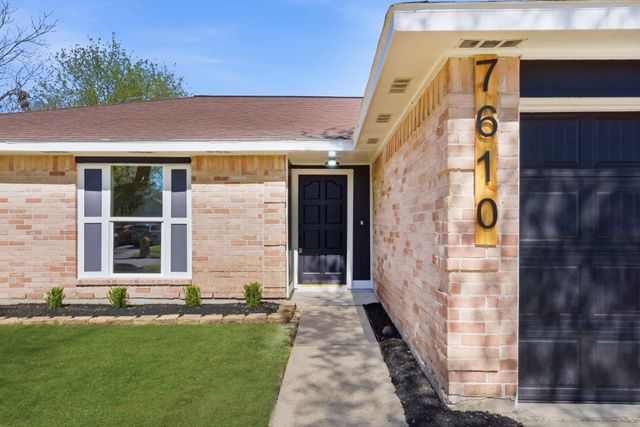 7610 Breda Drive, Baytown, TX 77521