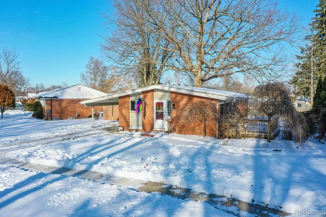 357 S Byfield Street, Westland, MI 48186