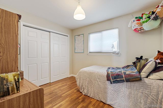 357 S Byfield Street, Westland, MI 48186