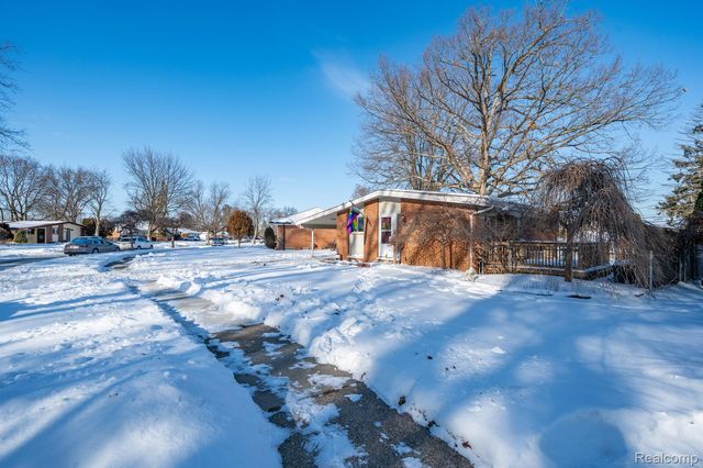 357 S Byfield Street, Westland, MI 48186