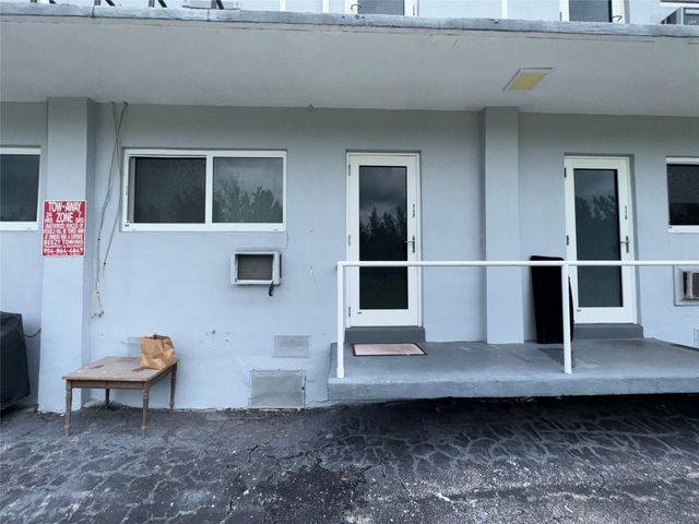 600 Layne Boulevard 117, Hallandale Beach, FL 33009