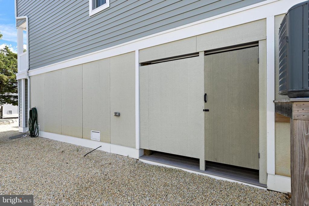 125 N 11TH ST, Surf City, NJ 08008