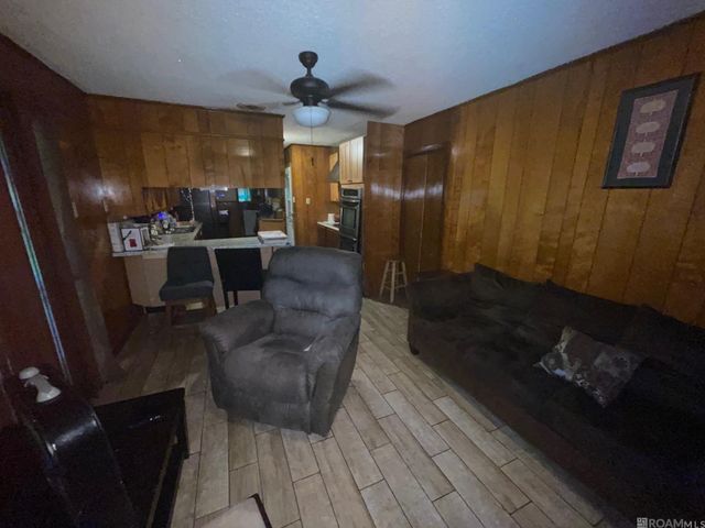 1112 Bayberry Ave, Baton Rouge, LA 70807