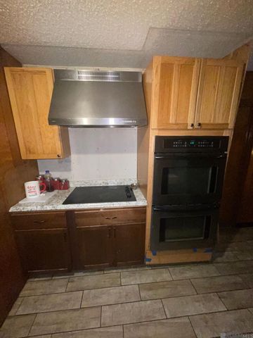 1112 Bayberry Ave, Baton Rouge, LA 70807