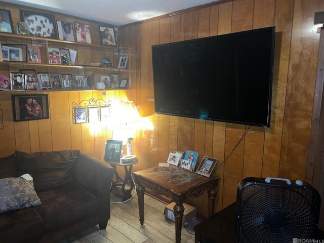 1112 Bayberry Ave, Baton Rouge, LA 70807